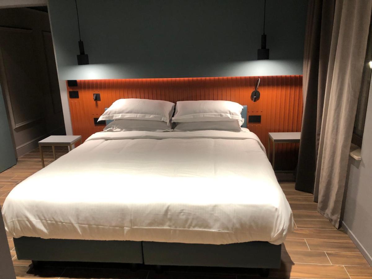Materiaprima Camere-Rooms 曼托瓦 外观 照片